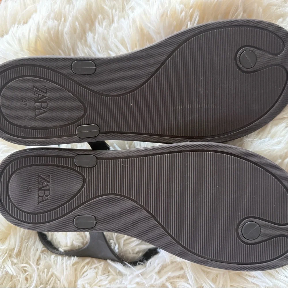 Zara Brown Rubber Slide Sandal - Picture 3 of 3
